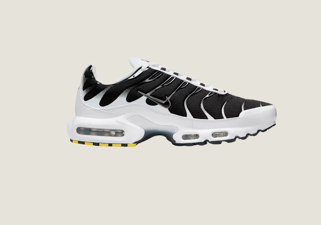 Nike Air Max Plus - White / Black / Pewter Grey