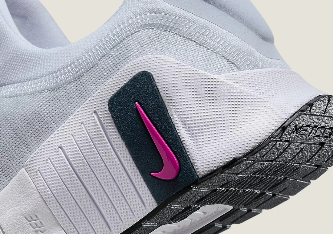 Nike Free Metcon 6 - Women's Grey / Pink - Image 4