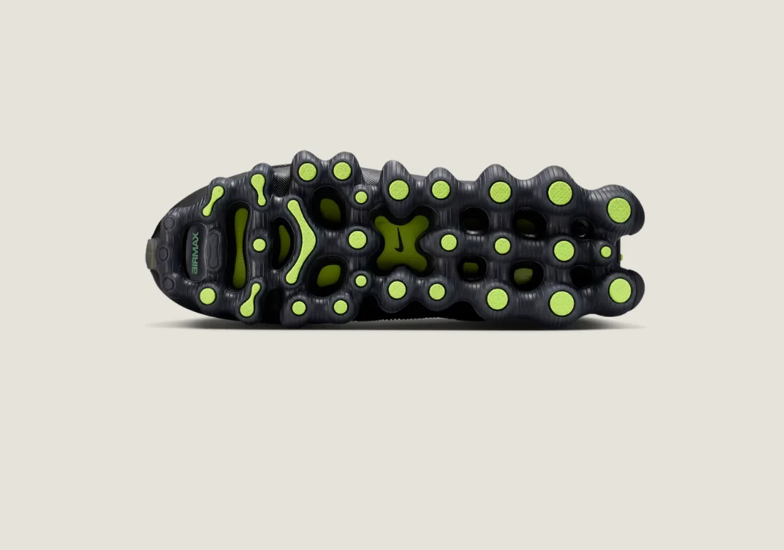 Nike Air Liquid Max Radiant Green and Apple Green - Image 5