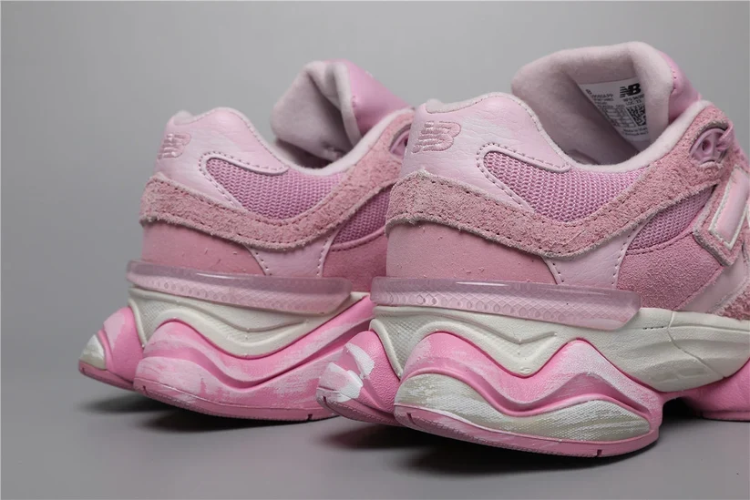 New Balance 9060 - Pink - Image 3