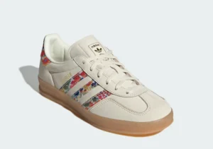 Alternative view of Adidas Samba OG x Liberty London - Off-White Gold Metallic Gum
