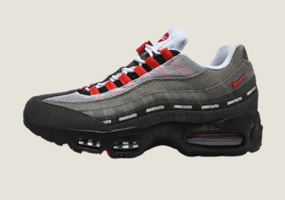 Nike Air Max 95 x Undefeated - Bright Crimson - Image 3