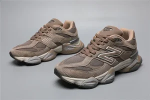 Alternative view of New Balance 9060 - Mushroom Brown