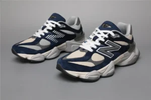Alternative view of New Balance 9060 - Light Blue